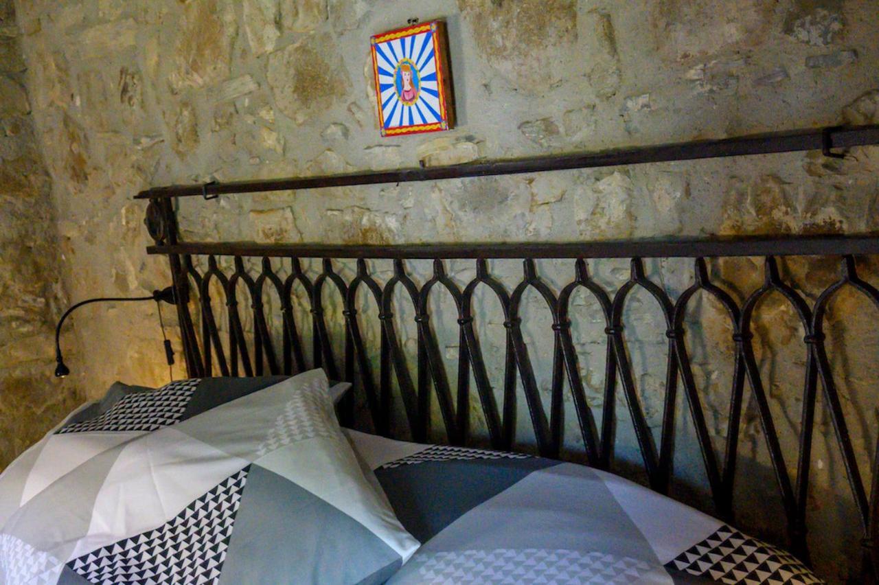 Malandrino Cottage Чефалу Екстериор снимка
