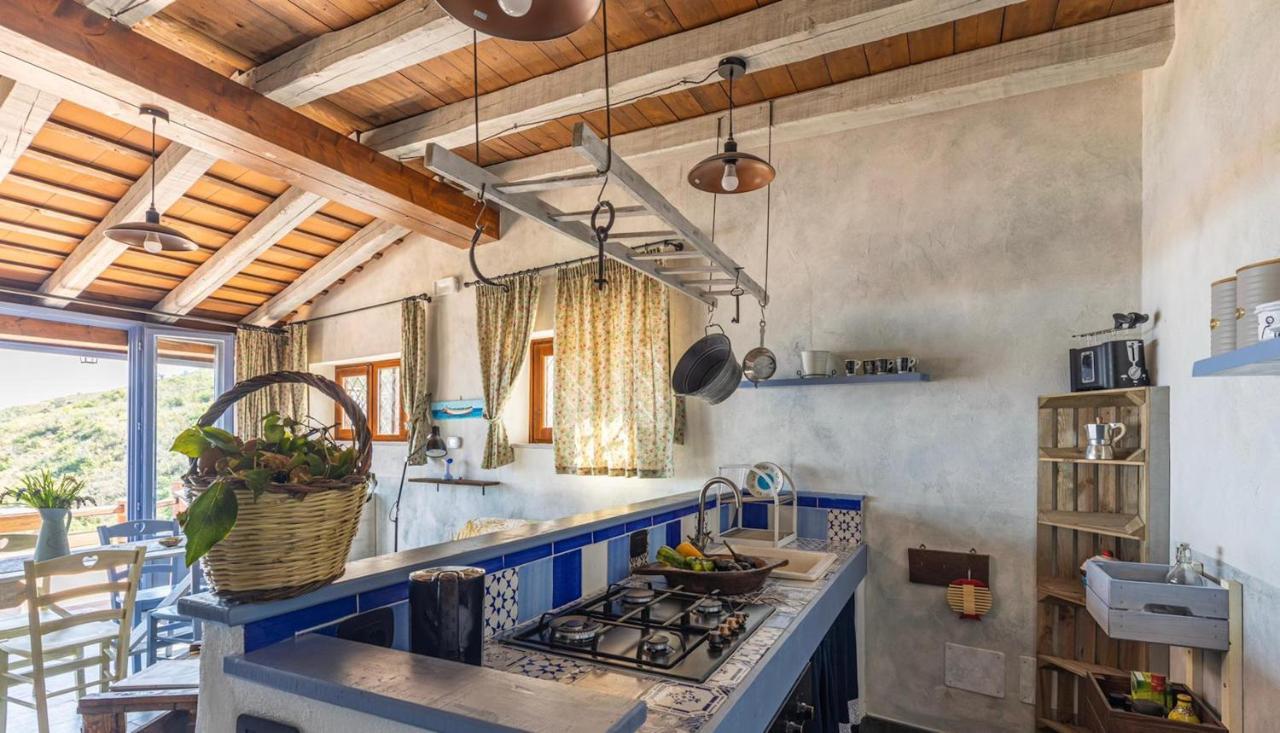 Malandrino Cottage Чефалу Екстериор снимка