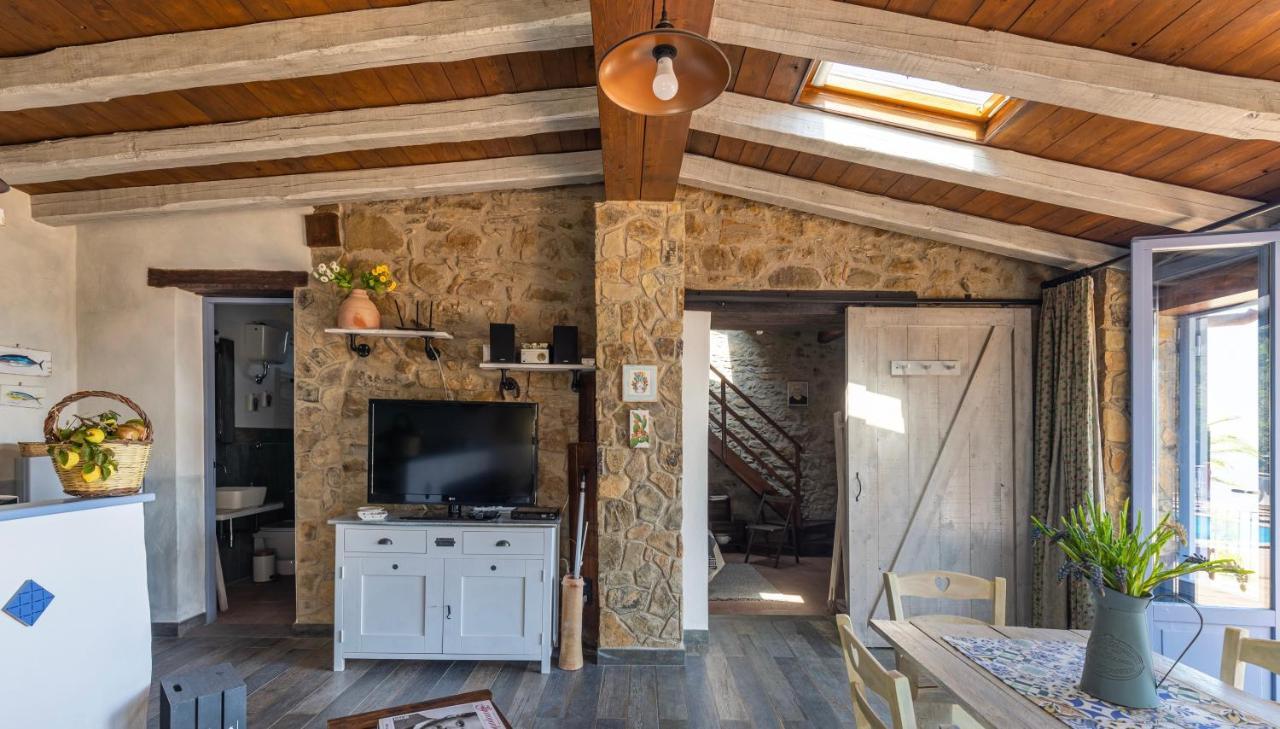 Malandrino Cottage Чефалу Екстериор снимка