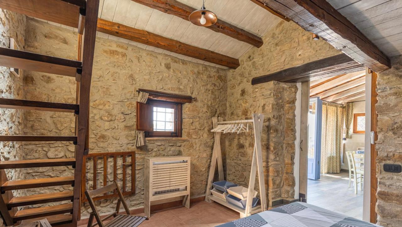 Malandrino Cottage Чефалу Екстериор снимка
